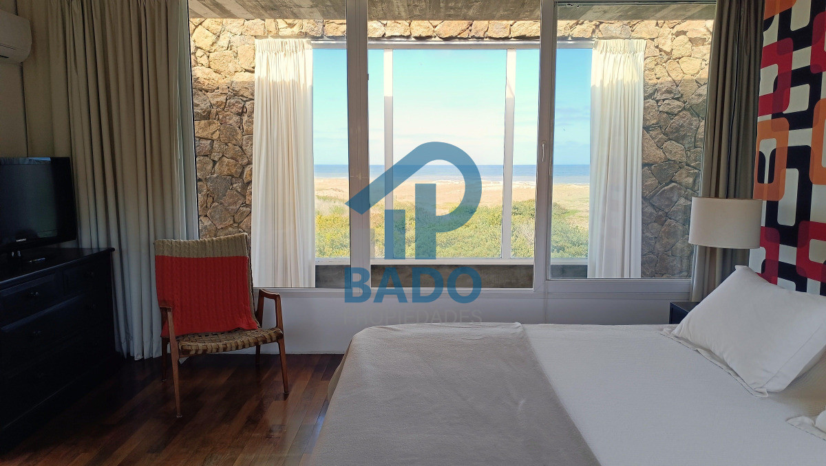 Casa ID.2 - Casa en Venta en Santa Mónica 