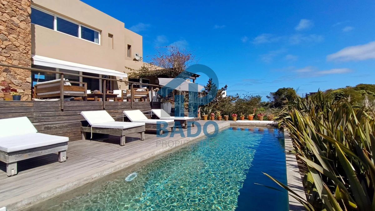 Casa ID.2 - Casa en Venta en Santa Mónica 