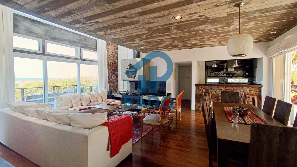 Casa ID.2 - Casa en Venta en Santa Mónica 