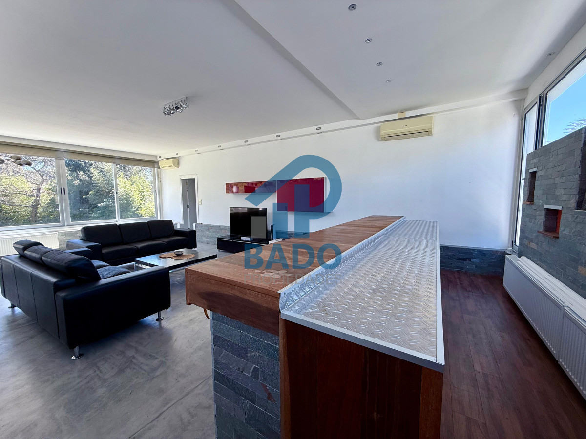 Casa ID.6 - CASA MODERNA CON PISCINA  4 DORM + DEP EN SAN RAFAEL