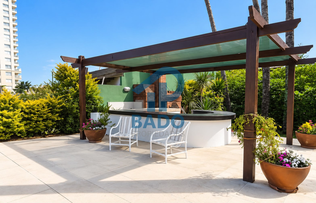 Casa ID.176 - Título: Casa en Mansa - Punta del Este, a pasos del mar