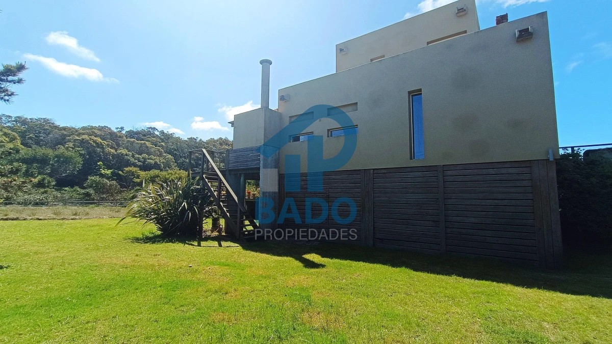 Casa ID.2 - Casa en Venta en Santa Mónica 