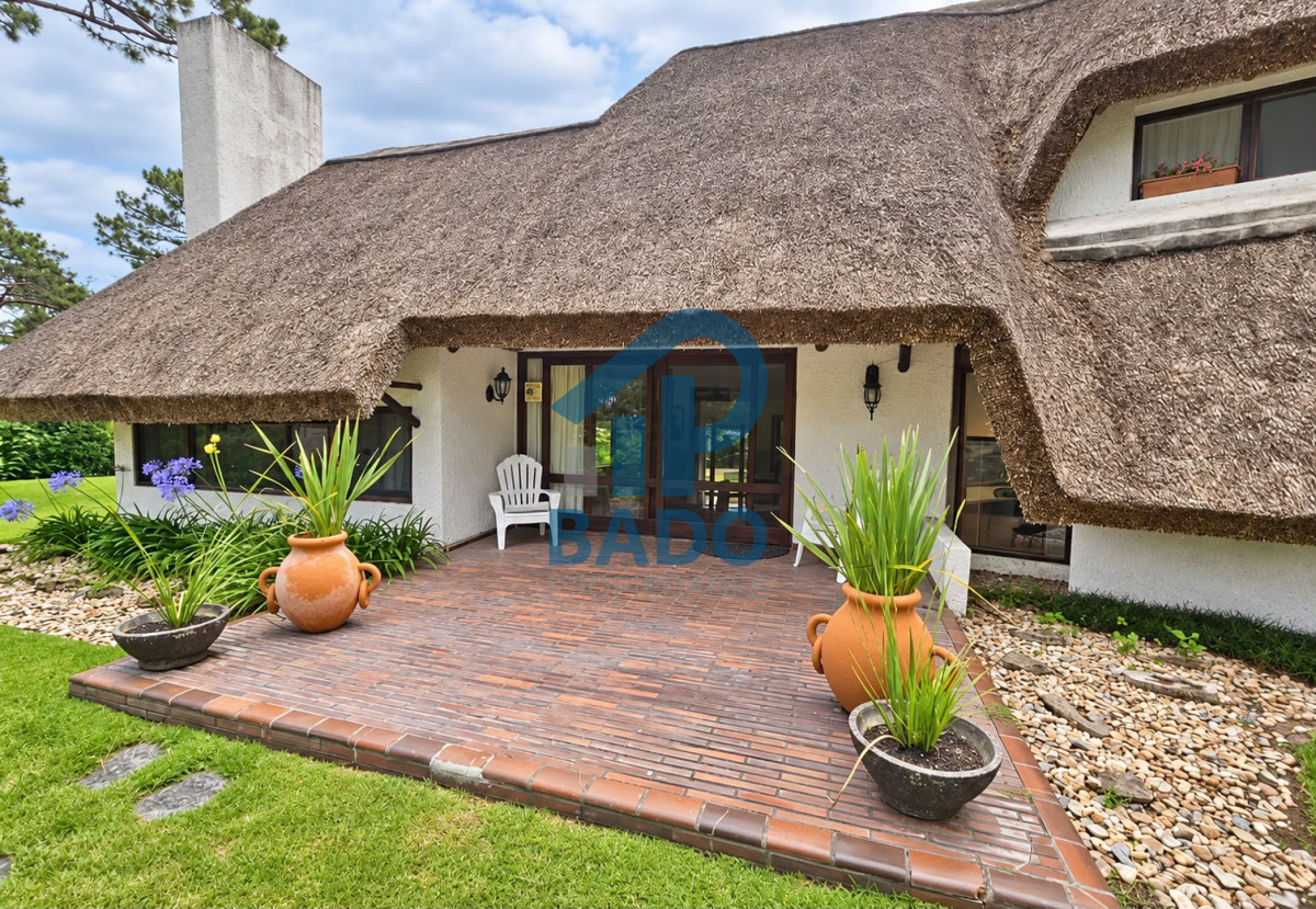 Casa ID.181 - Título: Casa en San Rafael, Punta del Este - A pasos del mar