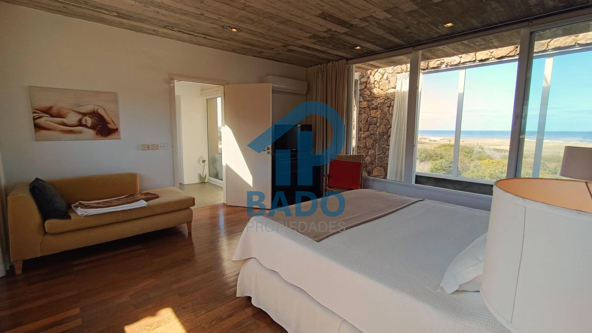 Casa ID.2 - Casa en Venta en Santa Mónica 