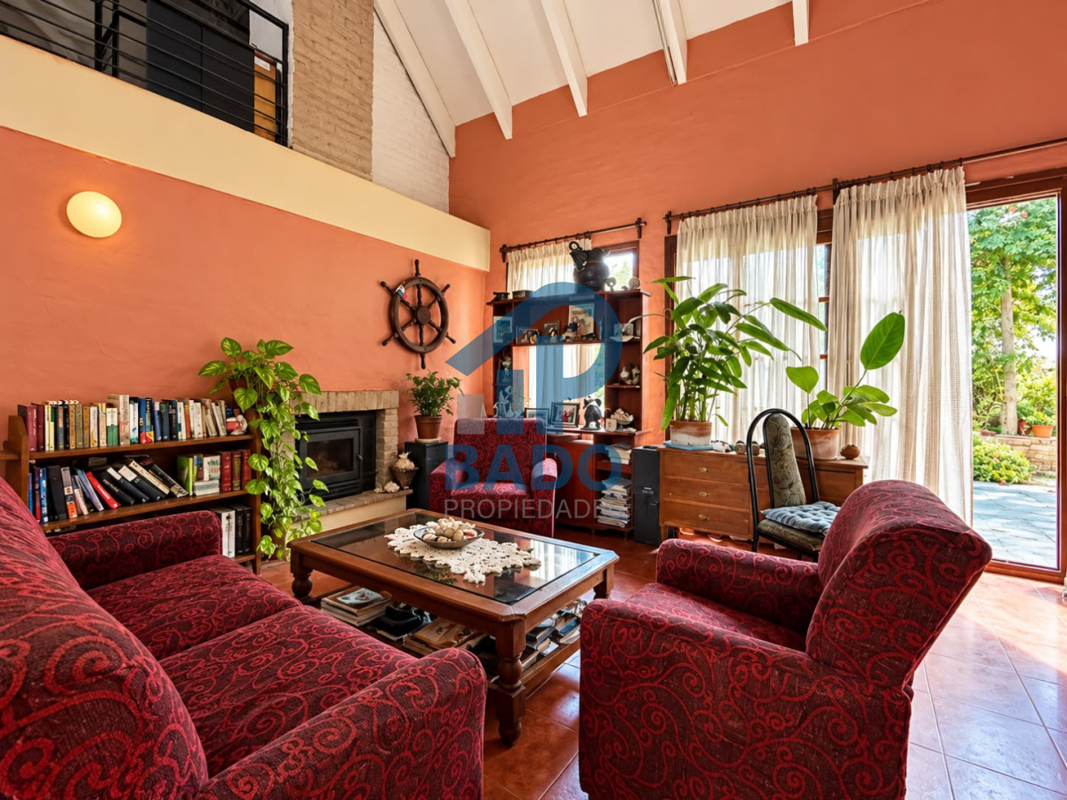 Casa ID.179 - Título: Casa en Camino a la Laguna, a pasos del mar