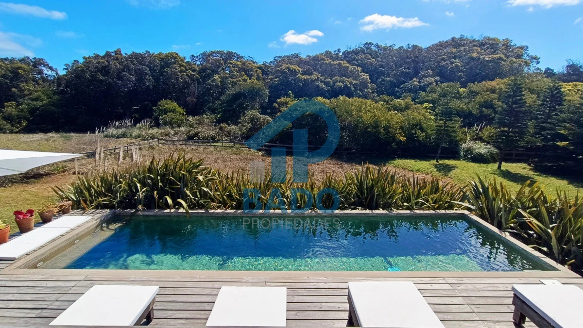 Casa ID.2 - Casa en Venta en Santa Mónica 