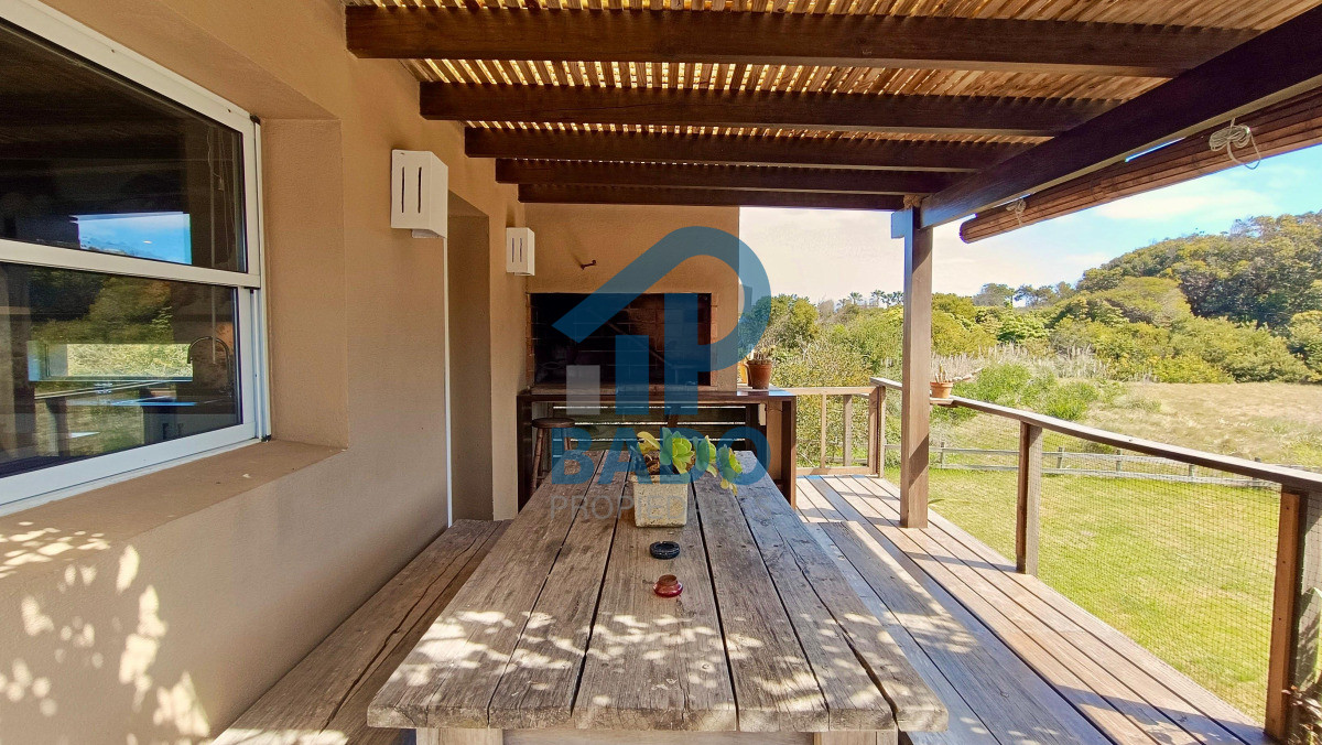 Casa ID.2 - Casa en Venta en Santa Mónica 