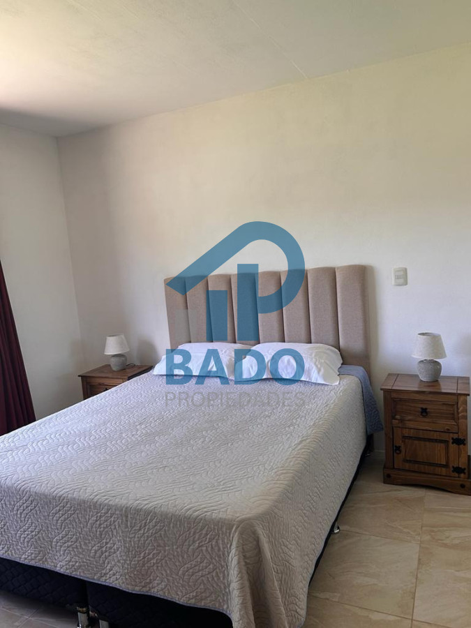 Casa ID.166 - CASA 2 DORM.BARRIO COLEGIOS