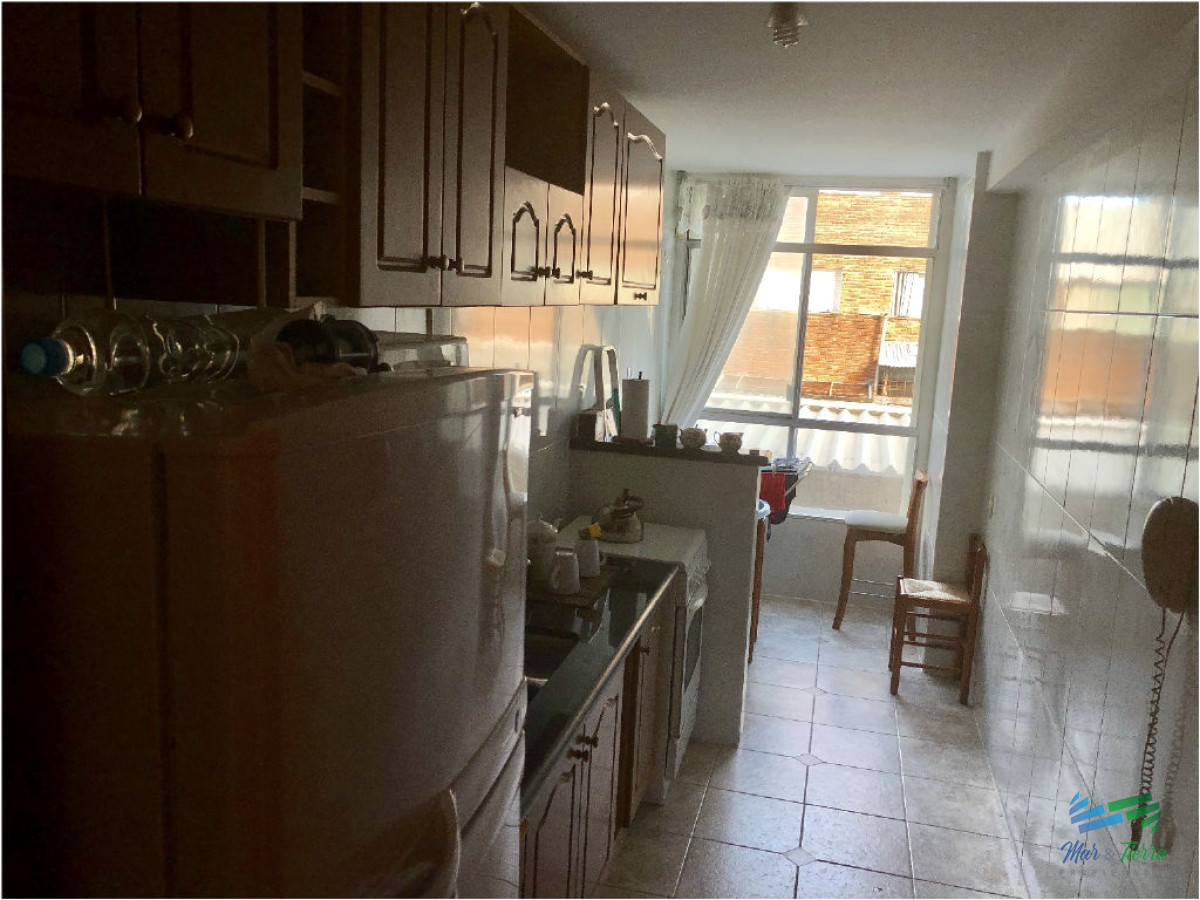 Apartamento ID.4879 - En venta apartamento 2 dormitorios sobre calle 20, Peninsula, Punta del Este