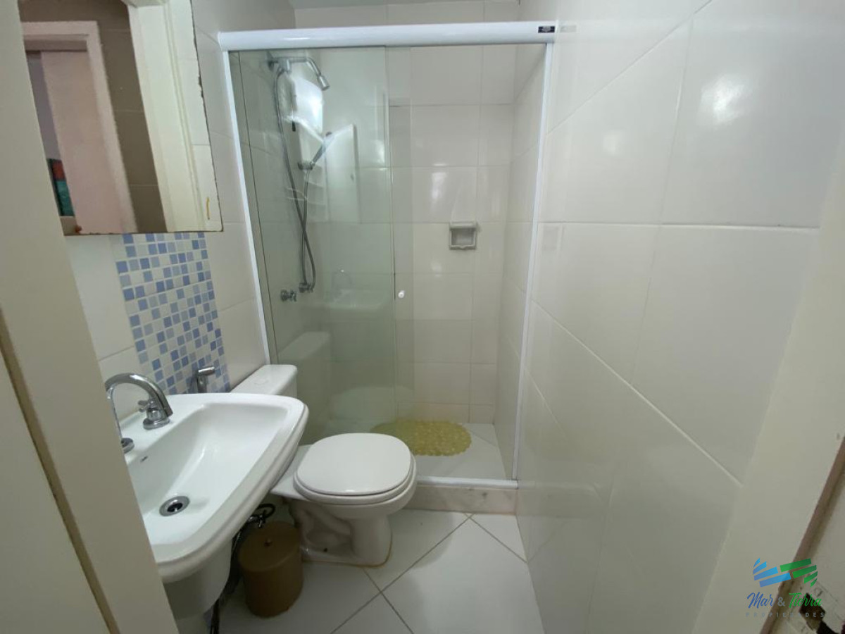 Apartamento ID.4878 - En venta apartamento 2 dormitorios sobre calle 20, Peninsula, Punta del Este