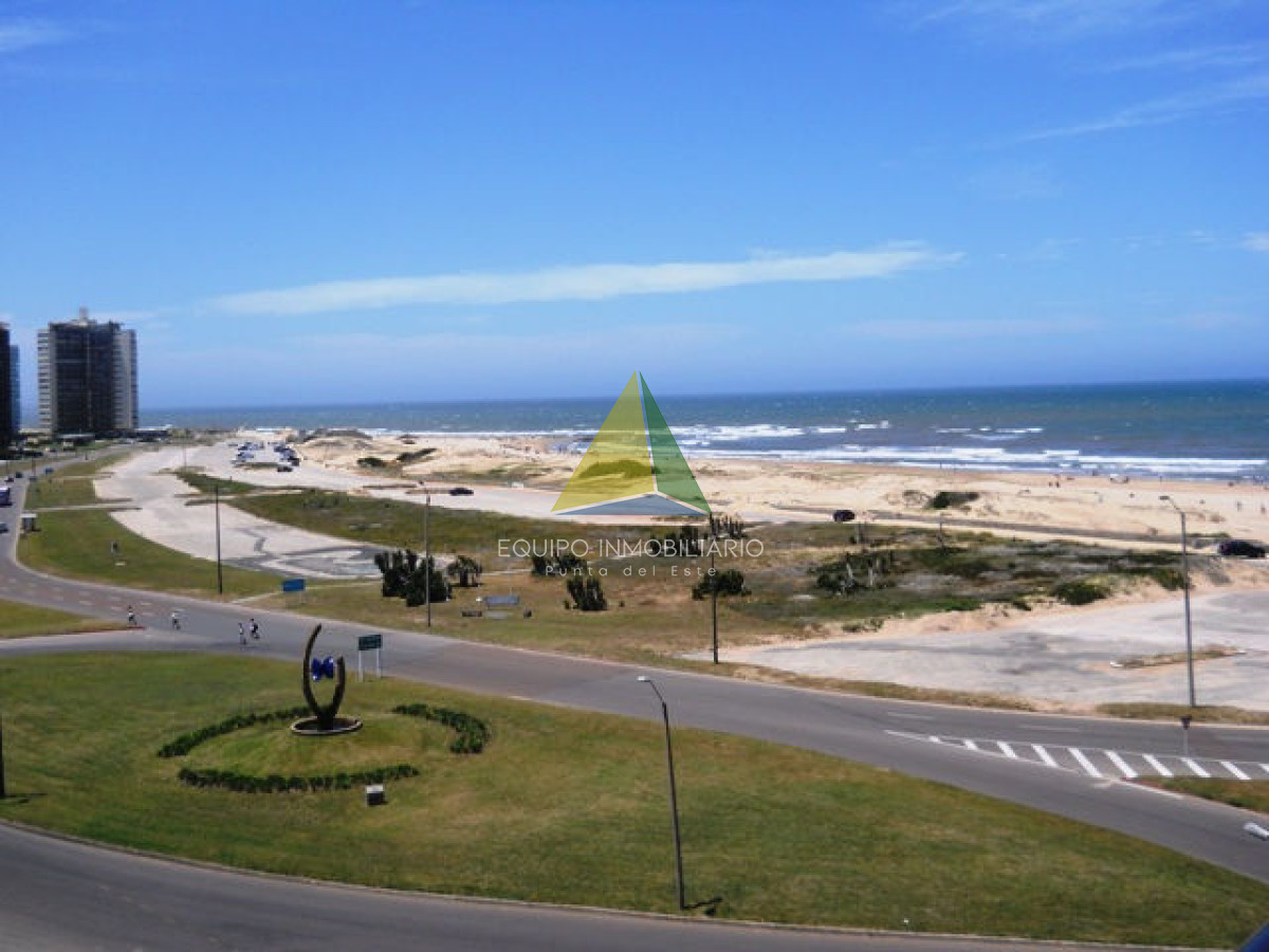 Brava - GoPunta - Portal Inmobiliario de Punta del Este - Maldonado