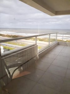 Penthouse Duplex frente a playa brava - Ref : EQP4547