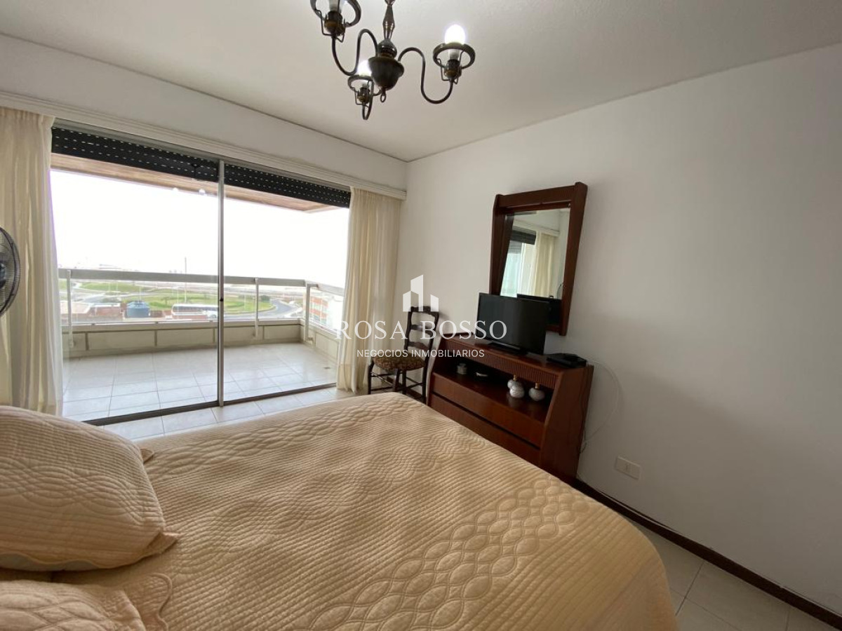 Apartamento ID.9469 - Apartamento Venta 3 dormitorios Mansa Punta del Este