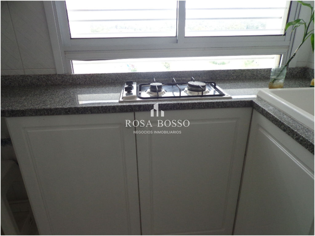 Apartamento ID.9443 - Alta gama en playa mansa 