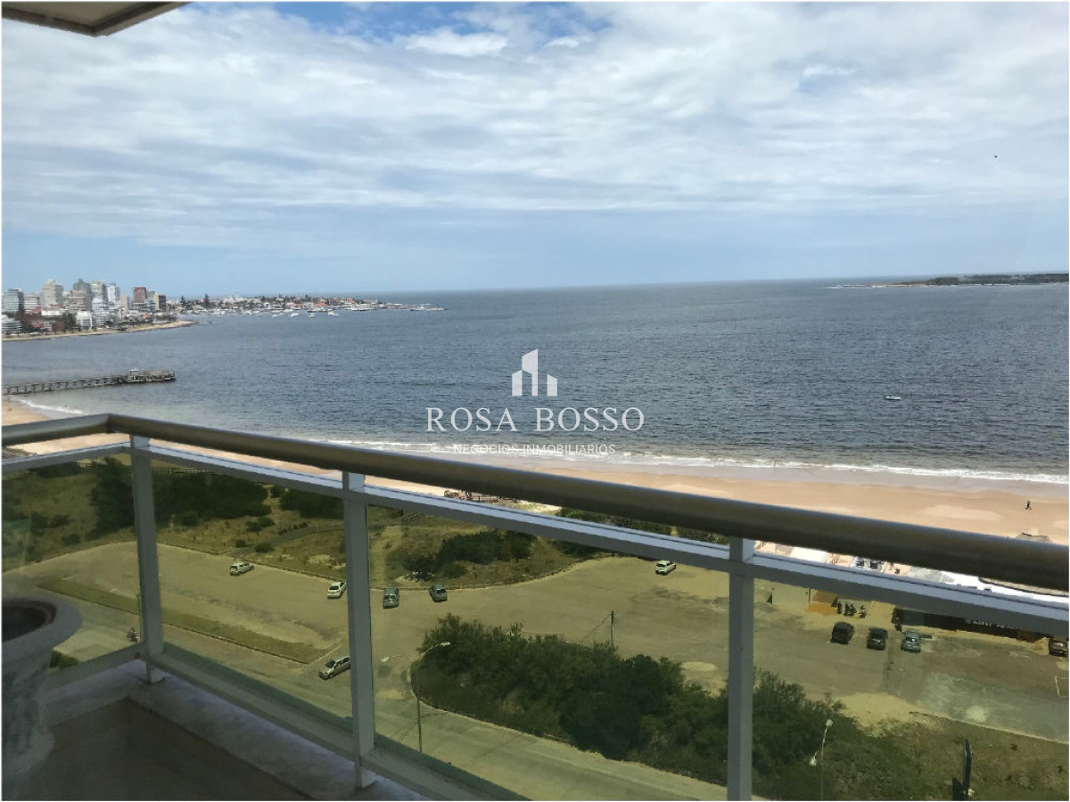 Apartamento ID.9443 - Alta gama en playa mansa 