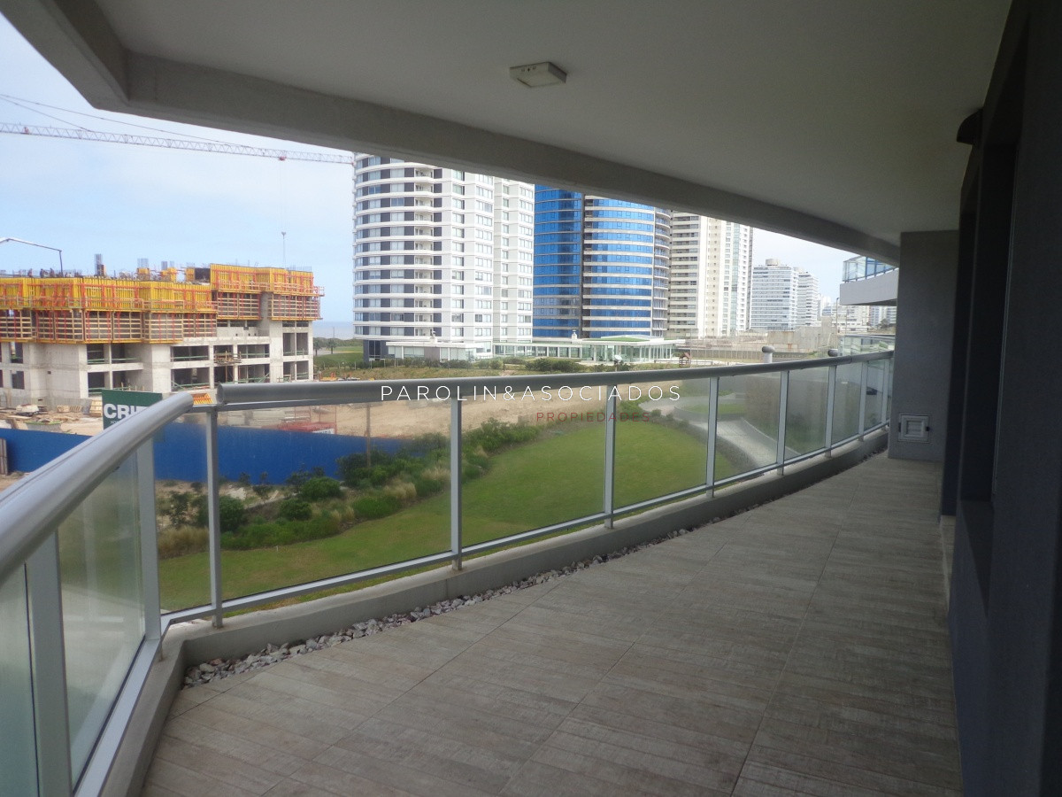 Brava - GoPunta - Portal Inmobiliario de Punta del Este - Maldonado