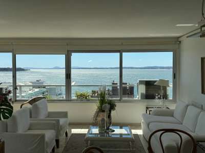 Departamento en venta de 3 Dormitorios en edificio Villa deste 