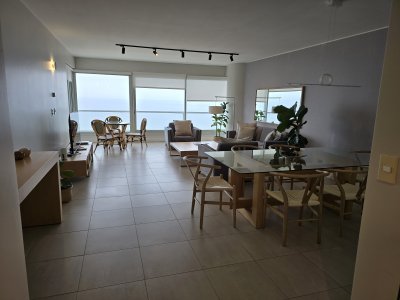 Apartamento ID.1892 - Premiun sobre playa brava.