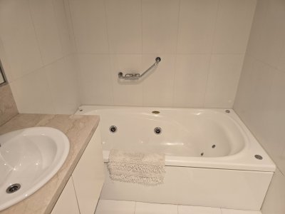 Apartamento ID.1892 - Premiun sobre playa brava.