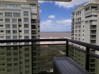 Apartamento ID.3305 - Apartamento en Venta de 2 dormitorios en Punta del este , Playa Brava , Torre Imperiale 