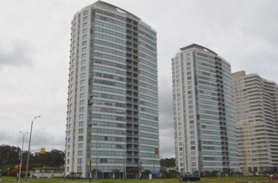 Apartamento ID.1892 - Premiun sobre playa brava.