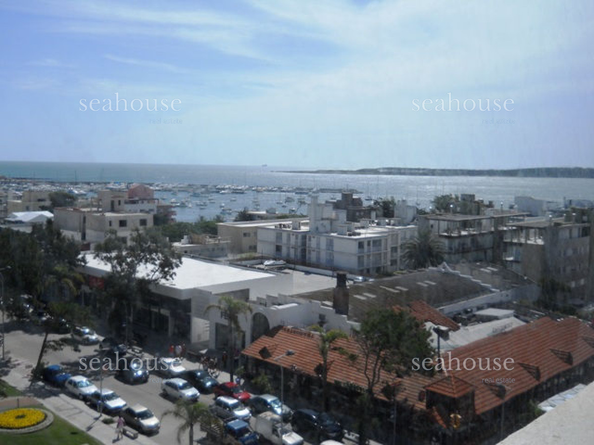 Apartamento Ref.196 - Península 