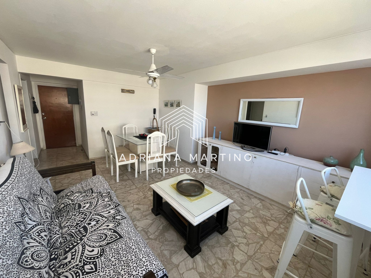 Apartamento ID.70397 - Piso alto con vista al puerto