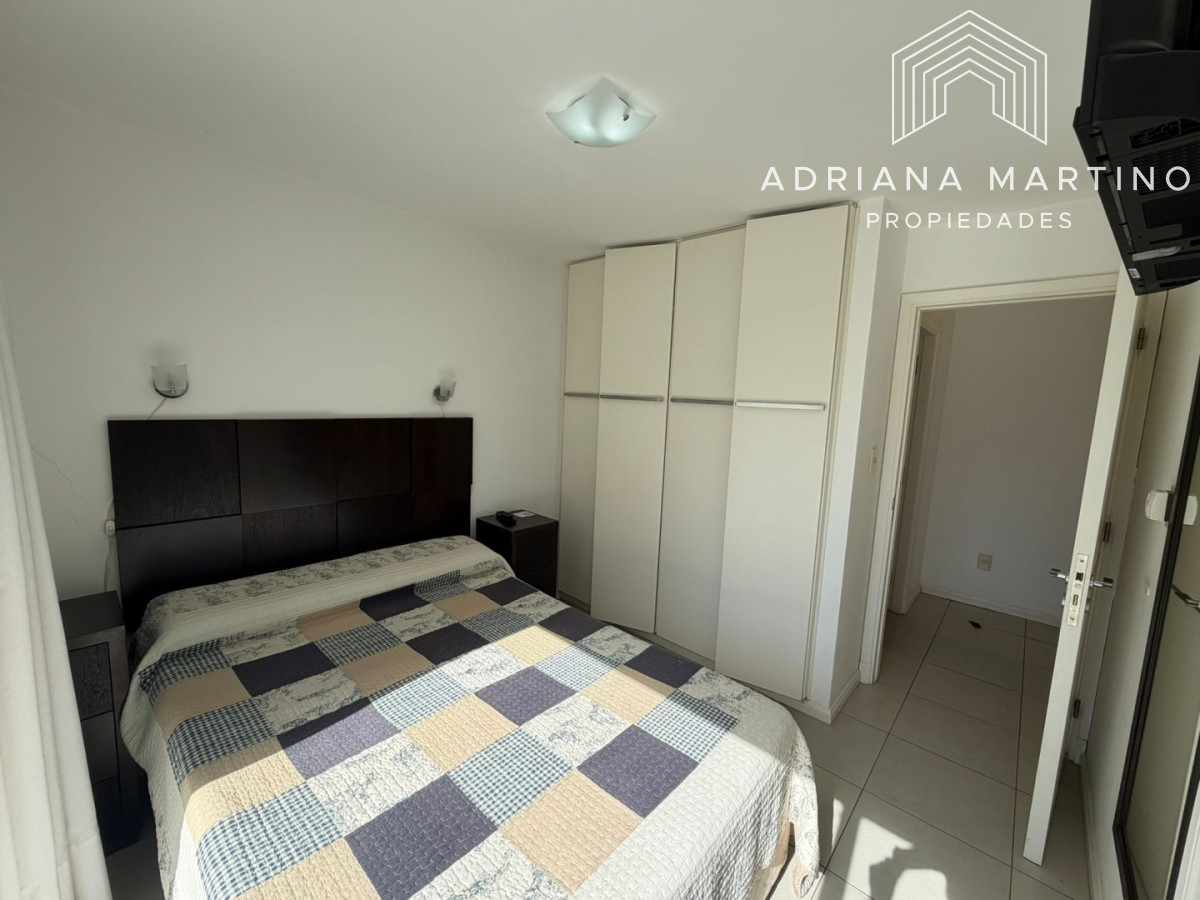 Apartamento ID.71866 - Apartamento de 1 dormitorio en Venta en Punta del este , Península , Bajos gastos a pasos del mar 