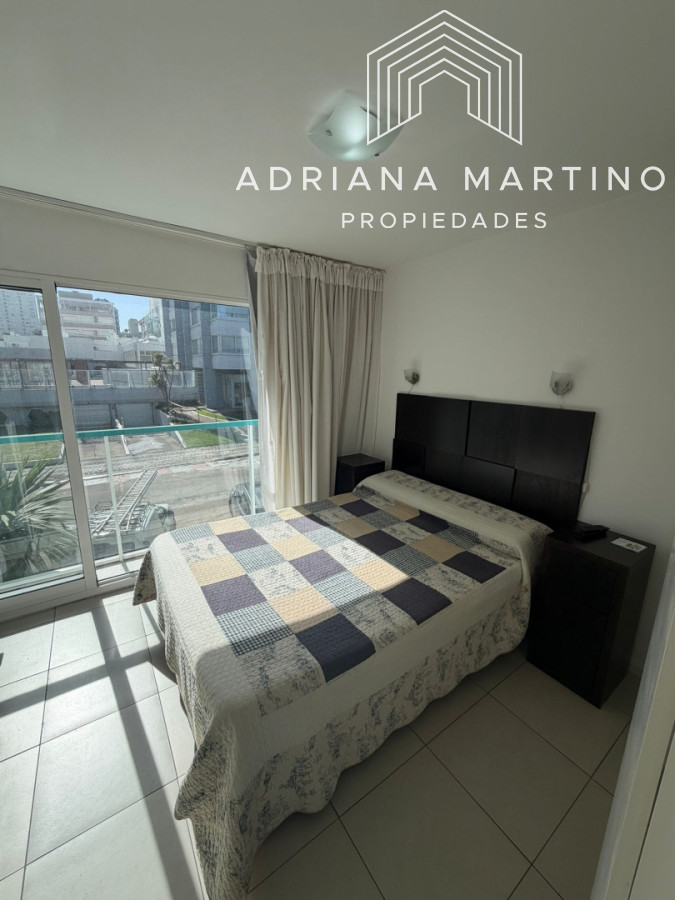 Apartamento ID.71866 - Apartamento de 1 dormitorio en Venta en Punta del este , Península , Bajos gastos a pasos del mar 