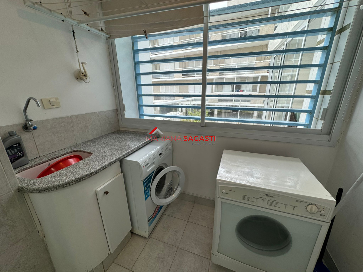 Apartamento ID.3996 - Brava, 3 dormitorios y dependencia