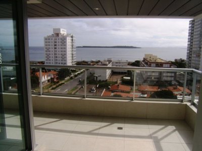 Apartamento en venta de 2 dormitorios en Punta Del Este 