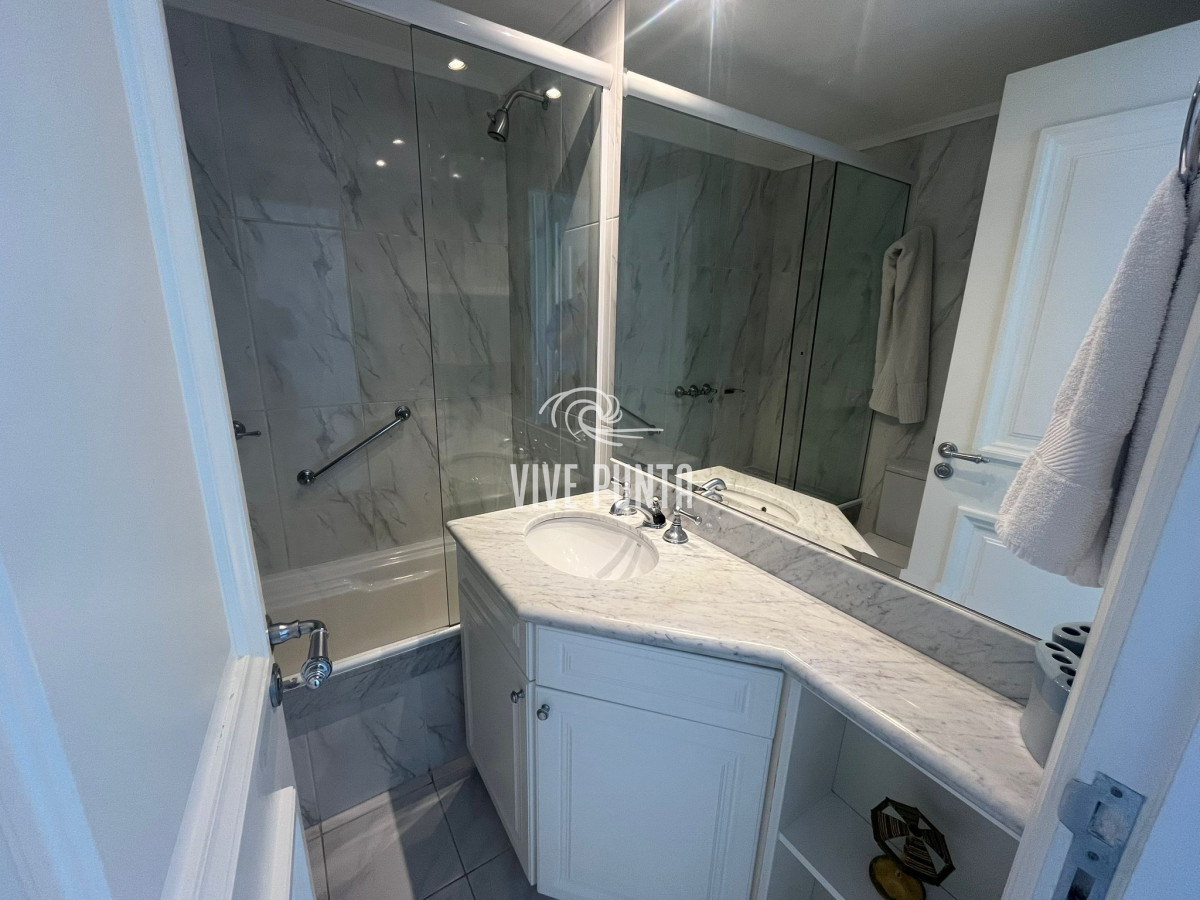 Apartamento ID.587 - Millenium esquinero 