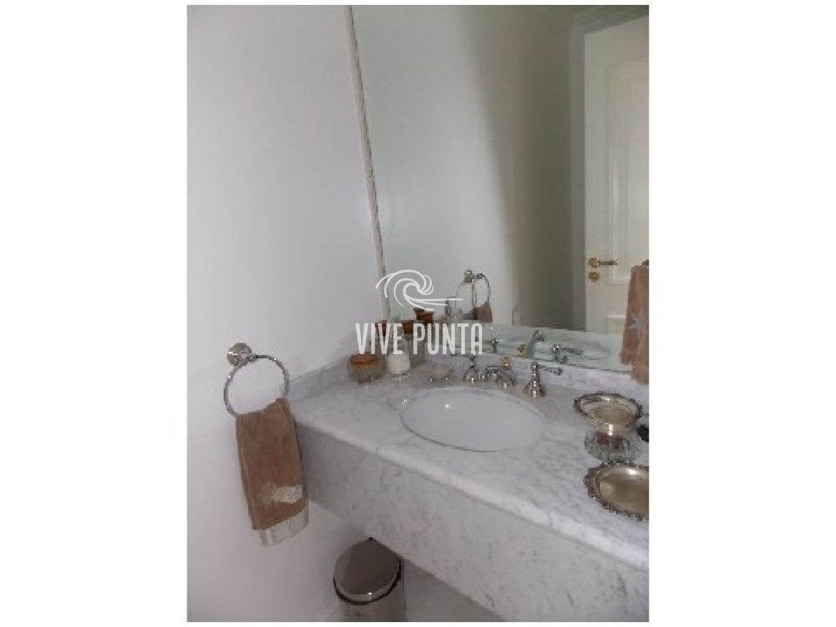 Apartamento ID.594 - Mansa, 3 dormitorios