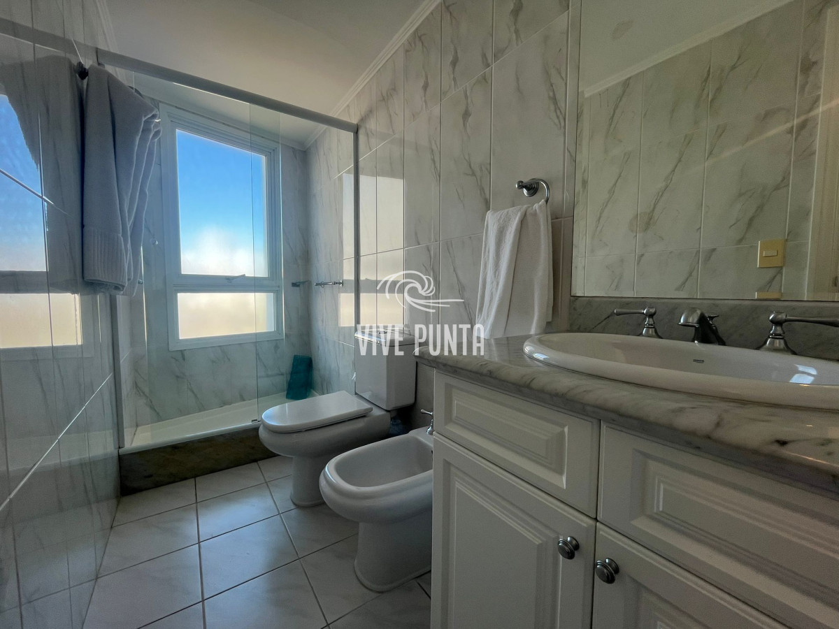 Apartamento ID.587 - Millenium esquinero 