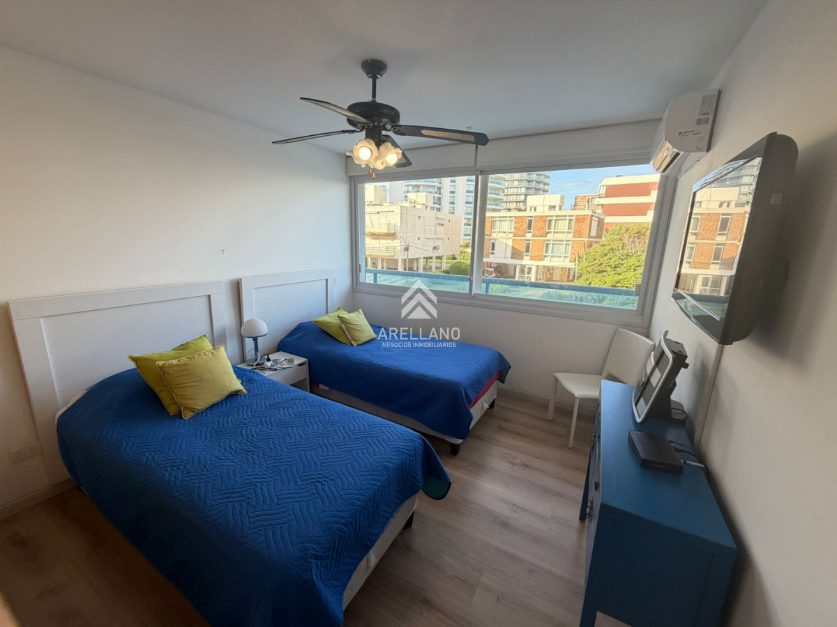 Apartamento ID.6060 - Venta apartamento 3 dormitorios Playa brava 