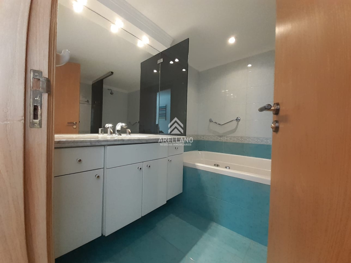 Apartamento ID.6060 - Venta apartamento 3 dormitorios Playa brava 