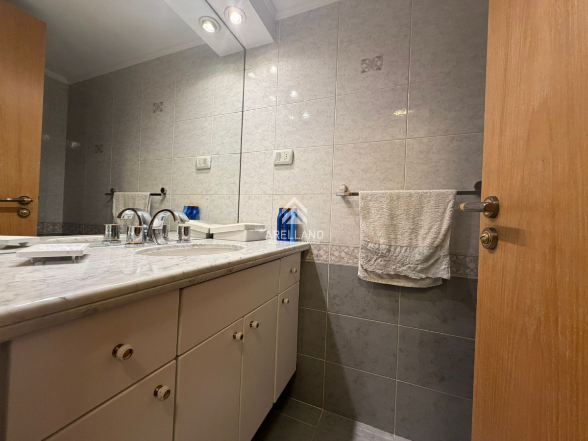 Apartamento ID.6060 - Venta apartamento 3 dormitorios Playa brava 