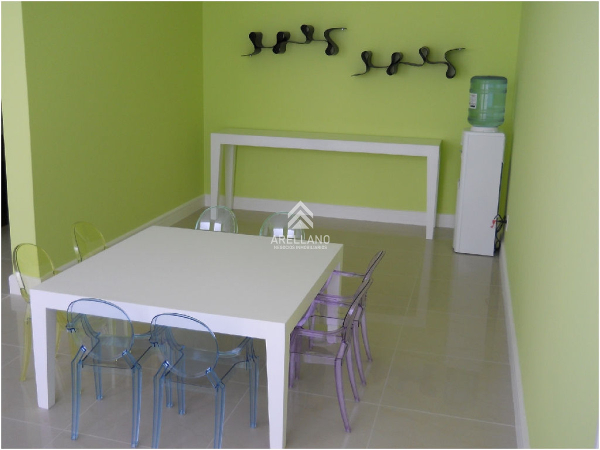 Apartamento ID.6534 - Venta Apartamento 2 dormitorios en Punta del este , Torre imperiale en alquiler temporal 