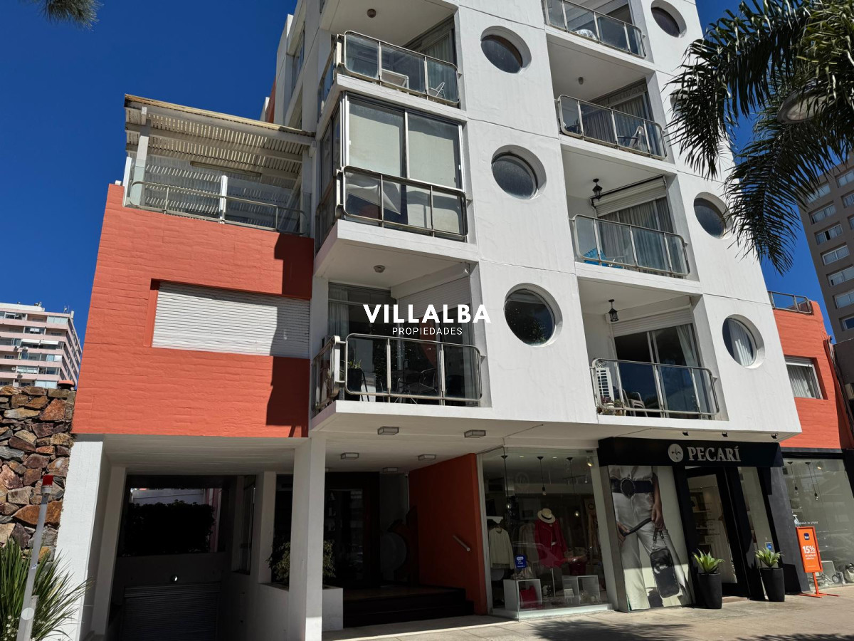 Apartamento ID.3438 - EXCELENTE UBICACION