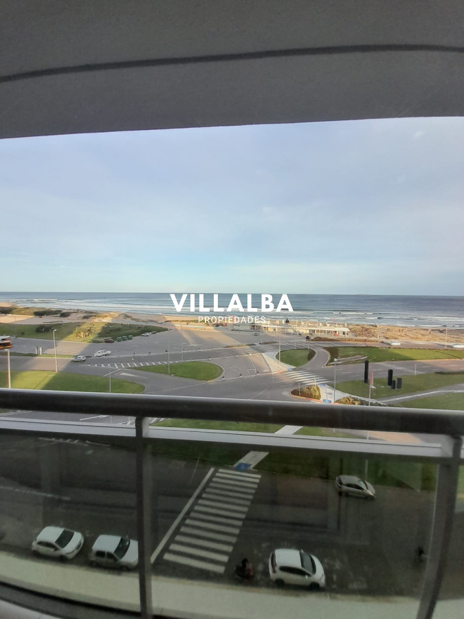 Apartamento ID.3974 - Apartamento en venta de 3 dormitorios en Punta del este , Torre Imperiale , Playa Mansa 