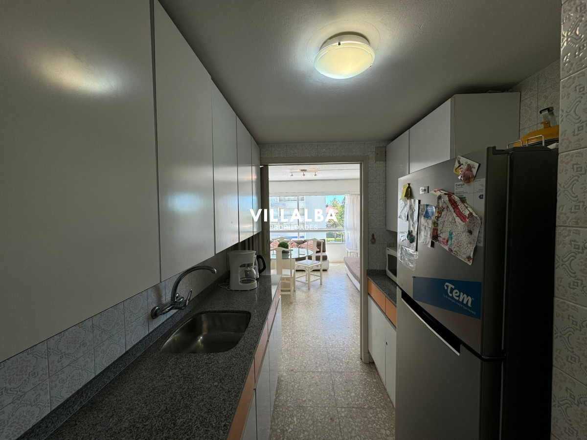 Apartamento ID.4135 - Apartamento en Venta de 3 dormitorios en Torre de las américas , Punta del este , Peninsula 