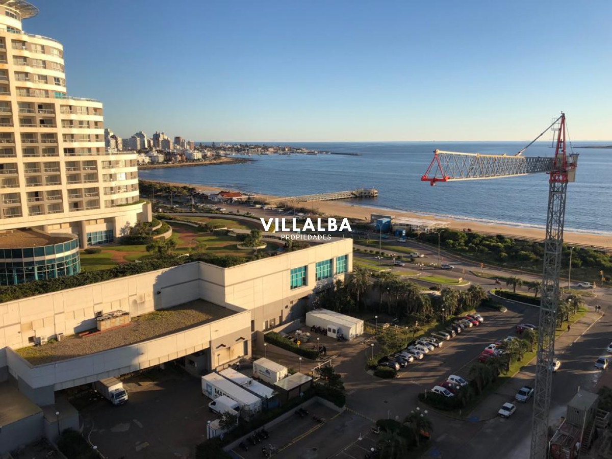 Apartamento ID.4116 - Apartamento en venta de 2 dormitorios en Punta del este , Torre Season , Playa Mansa 