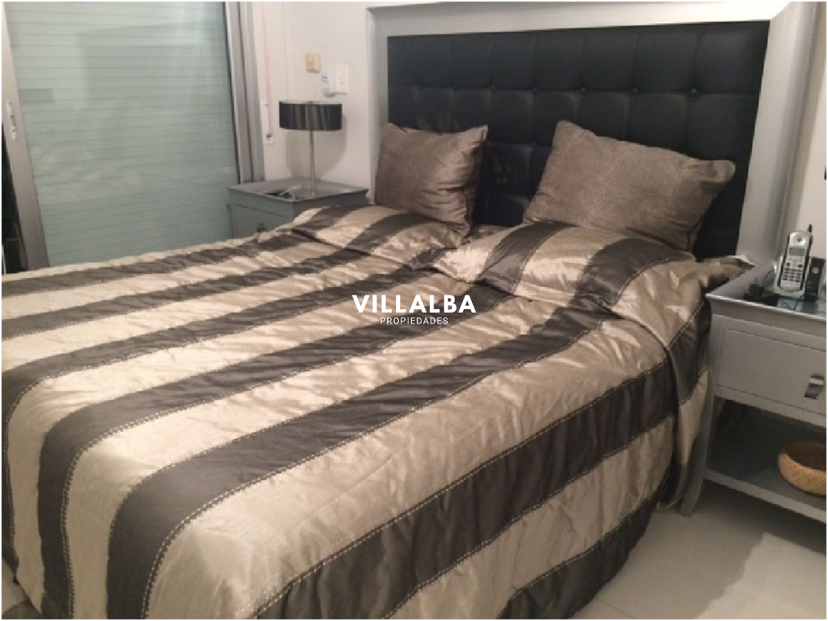 Apartamento ID.4116 - Apartamento en venta de 2 dormitorios en Punta del este , Torre Season , Playa Mansa 