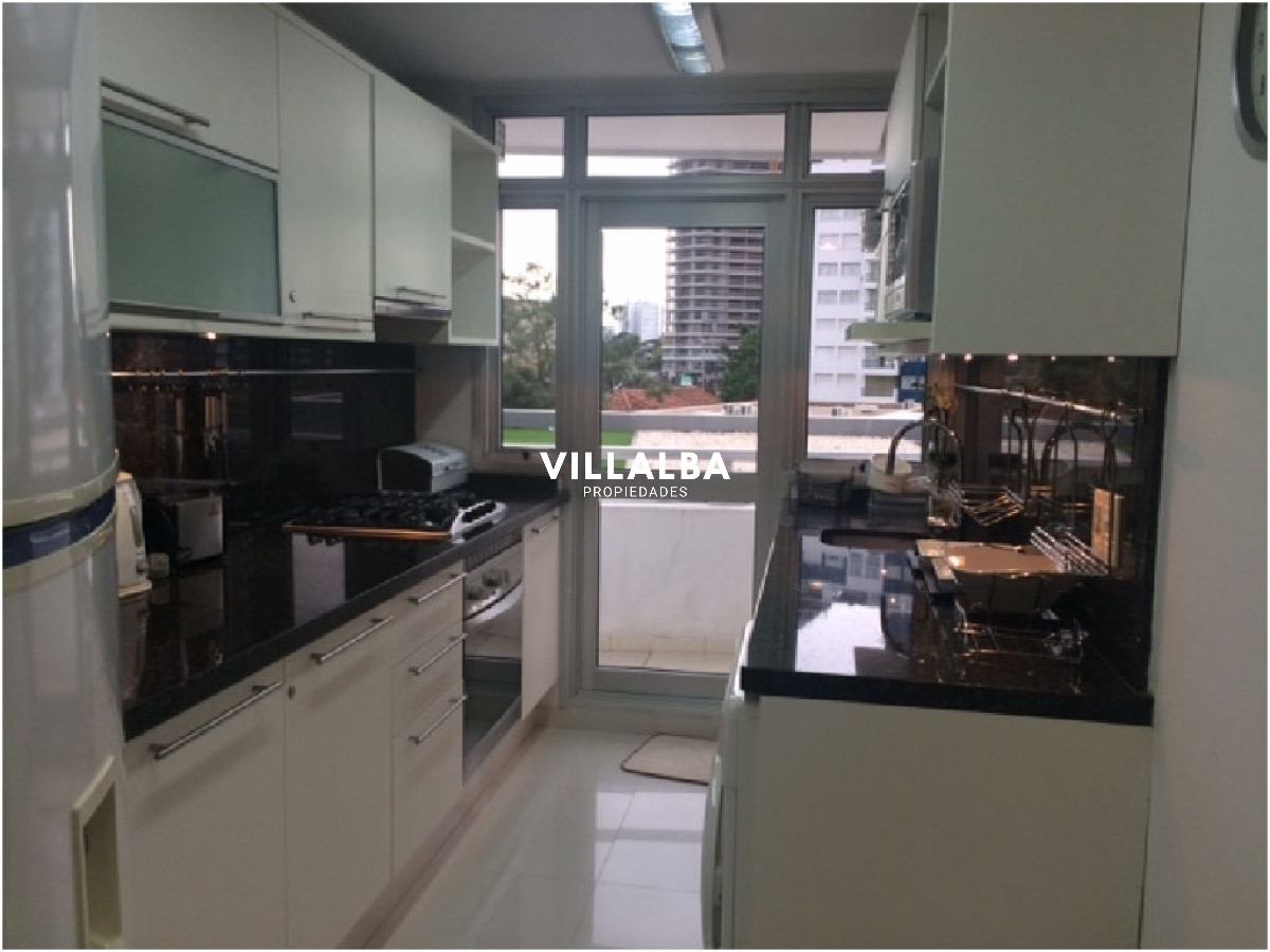 Apartamento ID.4116 - Apartamento en venta de 2 dormitorios en Punta del este , Torre Season , Playa Mansa 