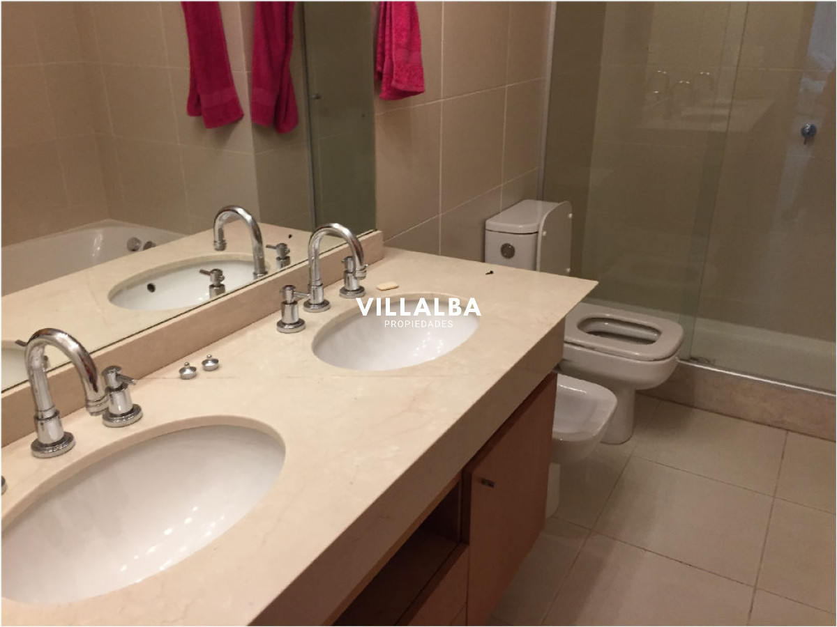 Apartamento ID.4161 - Apartamento en venta de 2 dormitorios en Punta del este , Playa mansa 