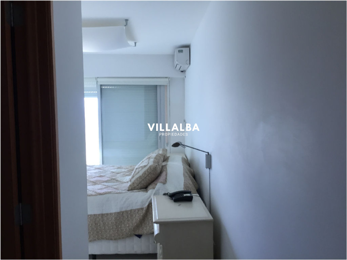 Apartamento ID.4161 - Apartamento en venta de 2 dormitorios en Punta del este , Playa mansa 