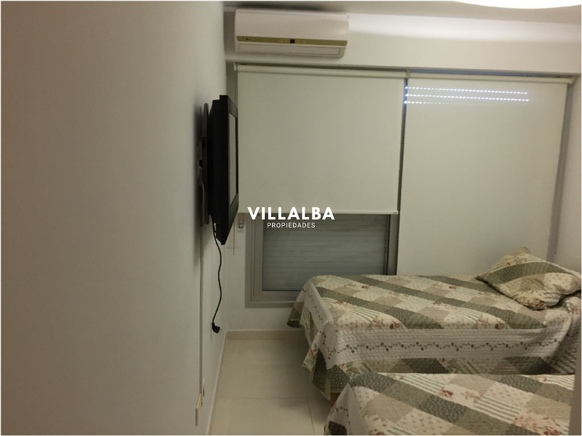 Apartamento ID.4161 - Apartamento en venta de 2 dormitorios en Punta del este , Playa mansa 