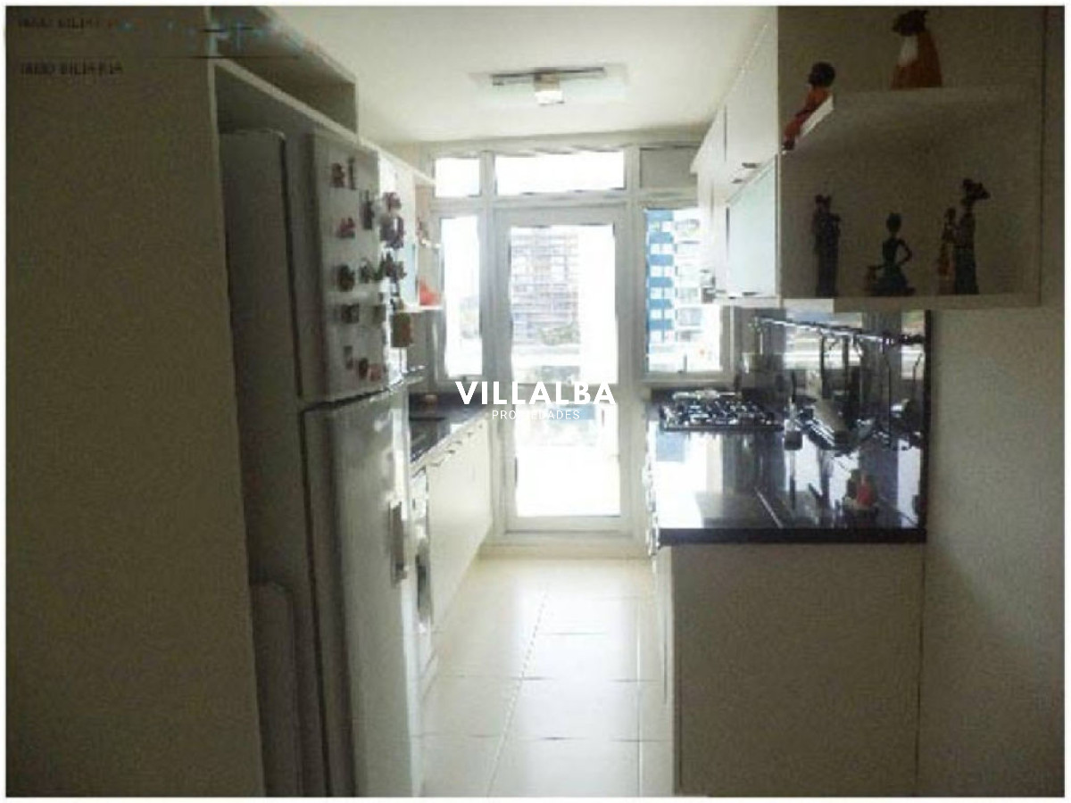 Apartamento ID.4161 - Apartamento en venta de 2 dormitorios en Punta del este , Playa mansa 