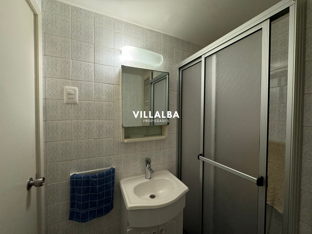 Apartamento ID.4135 - Apartamento en Venta de 3 dormitorios en Torre de las américas , Punta del este , Peninsula 