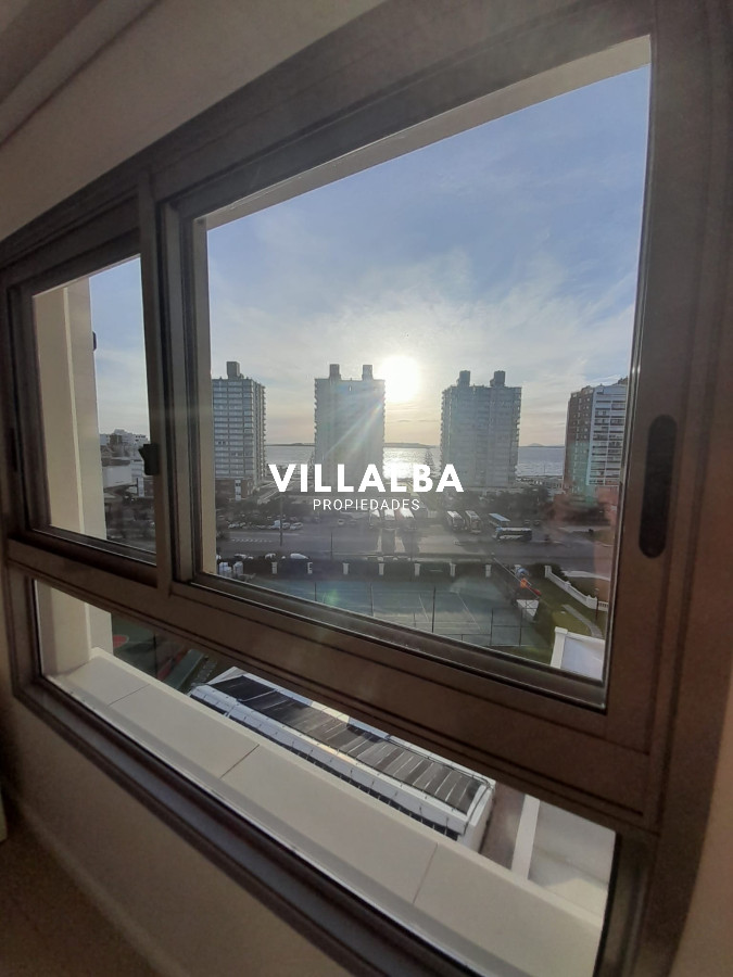 Apartamento ID.3974 - Apartamento en venta de 3 dormitorios en Punta del este , Torre Imperiale , Playa Mansa 